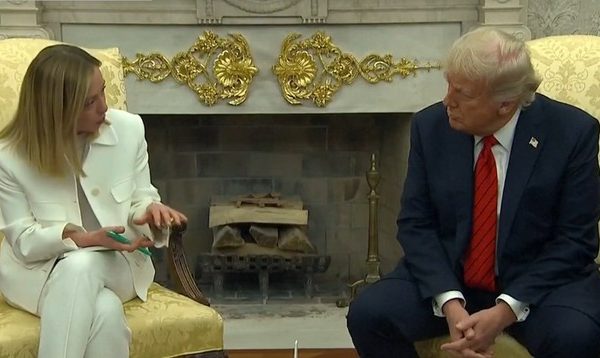 Trump, atac la Papa: Premierul italian, reacție dură. Casa Albă nu cedează