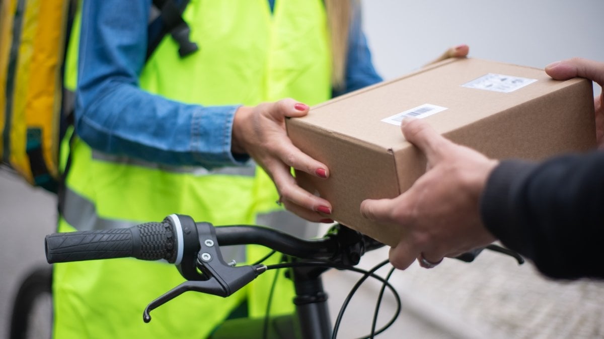 Temu, Shein și AliExpress, din nou pe masa UE: Produse periculoase în vizor