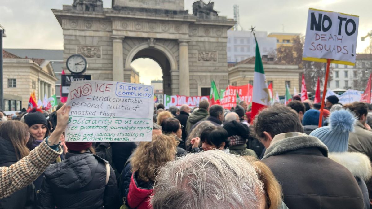 Naționaliștii europeni protestează la Milano împotriva migranților și a Bruxelles-ului