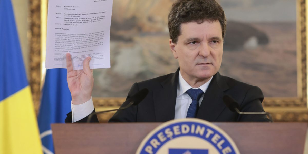 Nicuşor Dan, la atac la CCR: Legea guvernanței corporative, contestată!