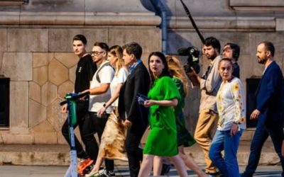 Investigația DIICOT și întrebarea care planează asupra originii fotografiilor controversate Ancheta DIICOT referitoare la distribuirea unor fotografii compromițătoare în timpul alegerilor prezidențiale din 2025 încă nu și-a încheiat cursul oficial