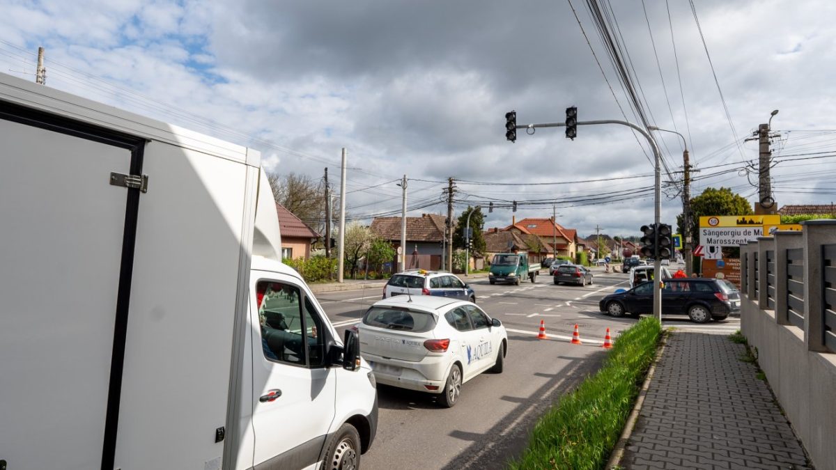 Haos total la semaforul nou: Bucureștiul paralizat în prima zi!