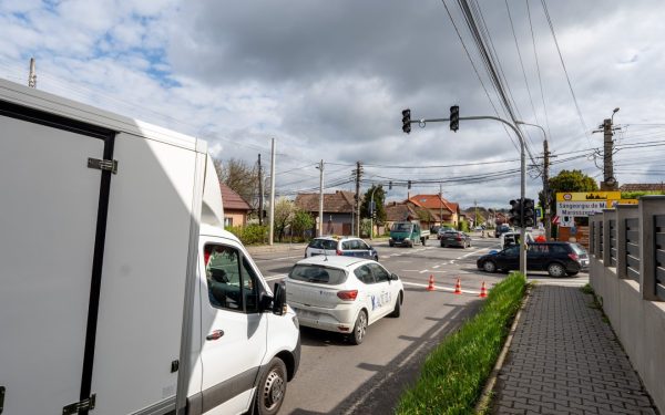 Haos total la semaforul nou: Bucureștiul paralizat în prima zi!
