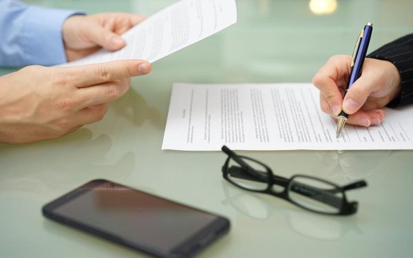 Companiile închise: Scădere ușoară la începutul anului în România