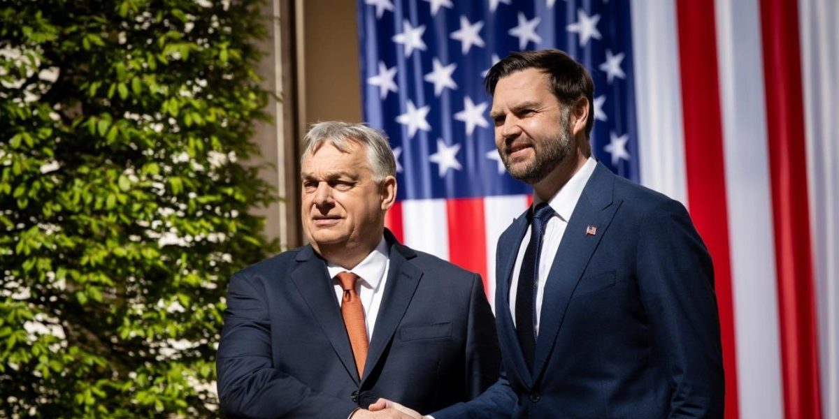 Vicepreședintele american a criticat amestecul „rușinos” al Uniunii Europene în alegerile din Ungaria BUDAPESTA – Vicepreședintele Statelor Unite ale Americii a criticat marți, la Budapesta, ceea ce a numit un amestec „rușinos” al Uniunii Europene în procesul electoral din Ungaria