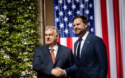 Vicepreședintele american a criticat amestecul „rușinos” al Uniunii Europene în alegerile din Ungaria BUDAPESTA – Vicepreședintele Statelor Unite ale Americii a criticat marți, la Budapesta, ceea ce a numit un amestec „rușinos” al Uniunii Europene în procesul electoral din Ungaria
