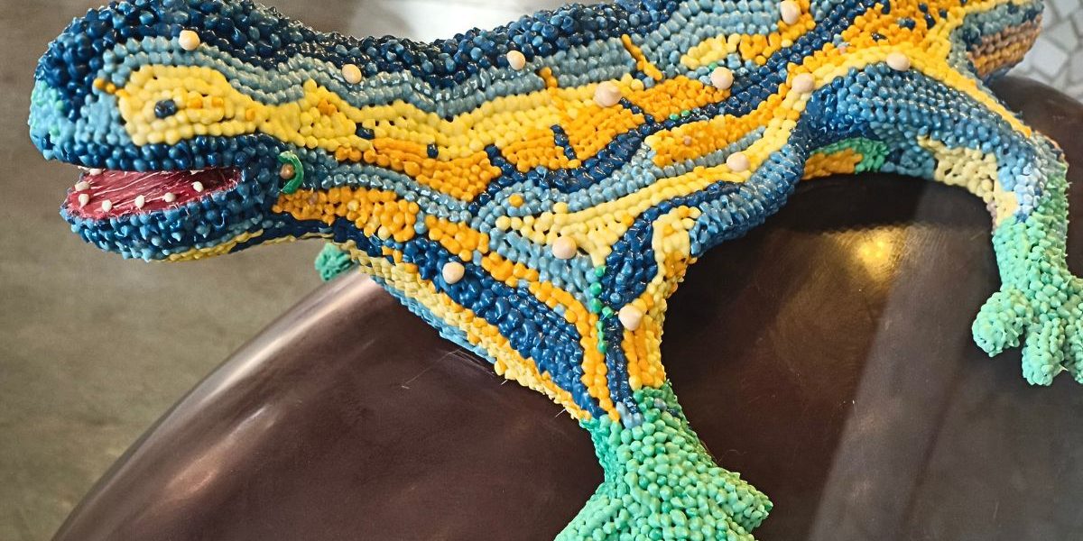 Barcelona celebrează în acest an două evenimente majore legate de arhitectură și cultură, marcând atât centenarul deschiderii Park Güell ca spațiu public, cât și statutul de Capitală Mondială a Arhitecturii în 2026