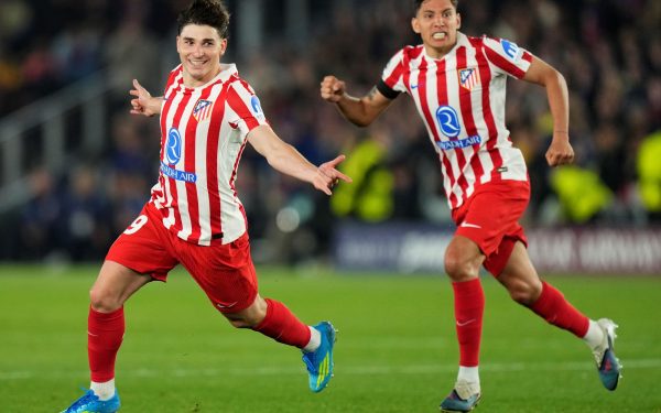 ALVAREZ, lăudat, și tinerul MASTANTUONO, motiv de îngrijorare