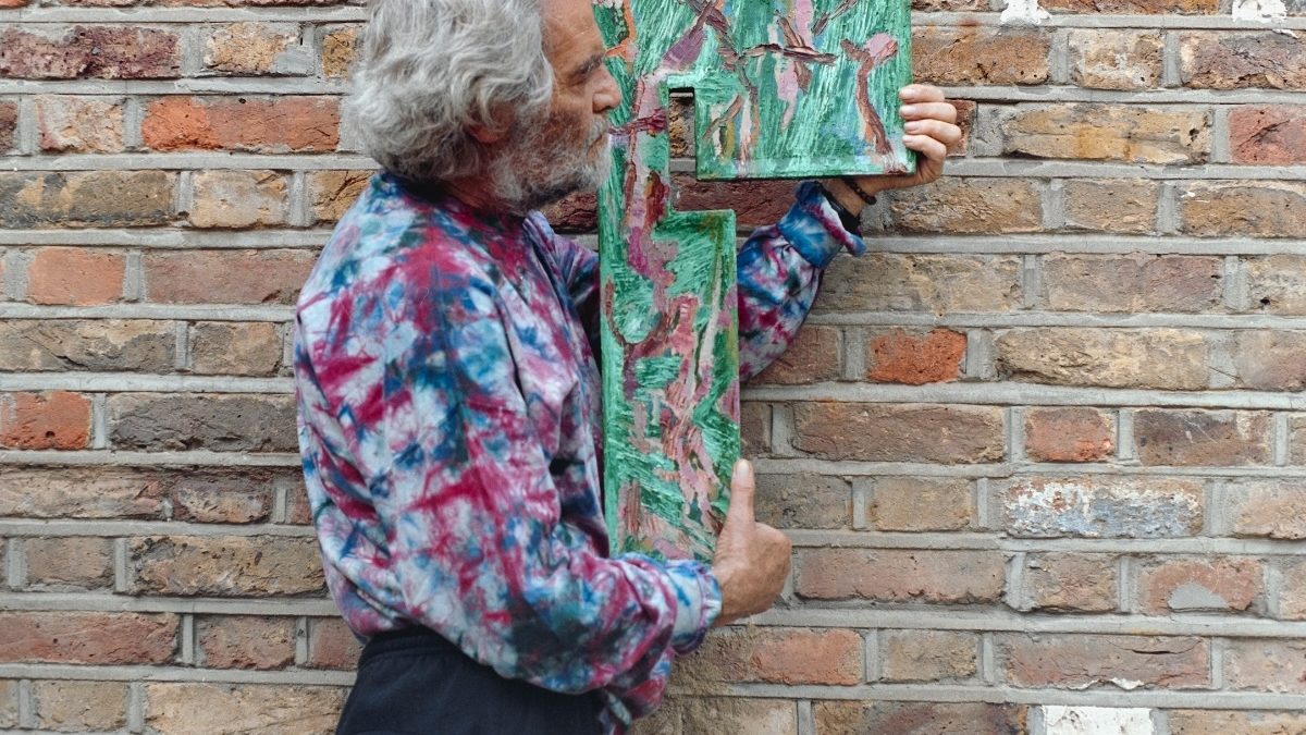 Ivan Gallery expune lucrări târzii ale lui Paul Neagu