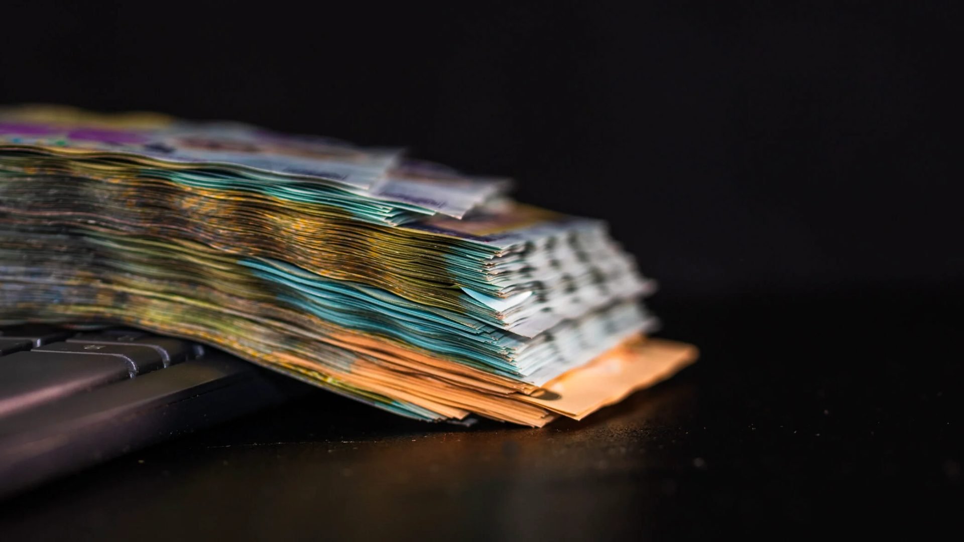 Conform datelor centralizate de Casa Națională de Pensii Publice (CNPP), numărul beneficiarilor de pensii de serviciu a crescut ușor în luna februarie 2026, atingând un total de aproape 11.900 de persoane