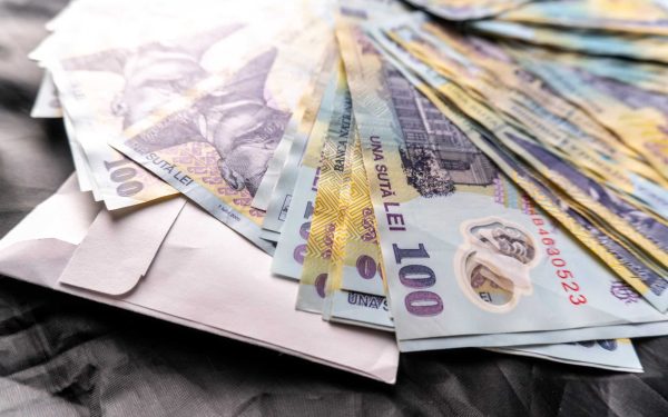 Guvernul, forțat să plătească ajutorul anulat. Scandal în Ungaria