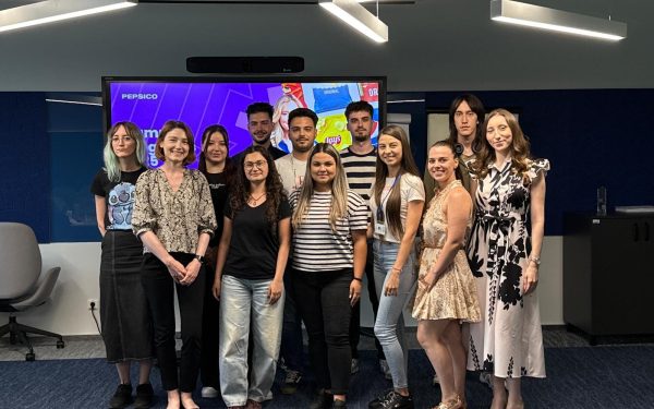 Pepsi angajează tineri ingineri: Internship plătit pentru studenții cu ambiții