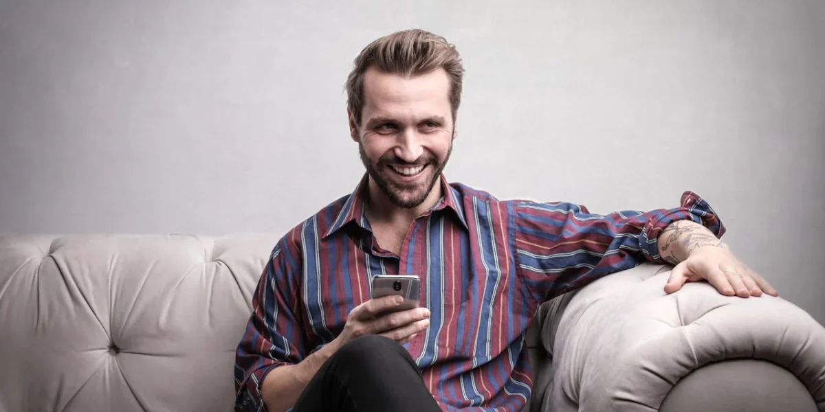 Jocurile de cazino, proiectate pentru a stimula răspunsuri emoționale intense, pot duce la decizii impulsive în medii de risc, ceea ce ridică probleme pentru jucători și autorități de reglementare