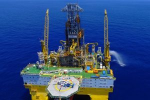 SUA dau înapoi: Petrolul rusesc, permis pentru import, deși promiteau altceva