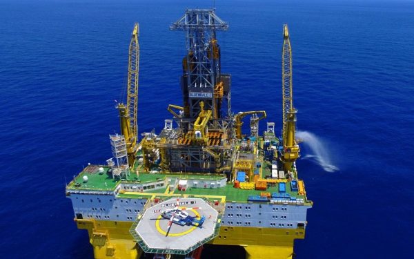 SUA dau înapoi: Petrolul rusesc, permis pentru import, deși promiteau altceva