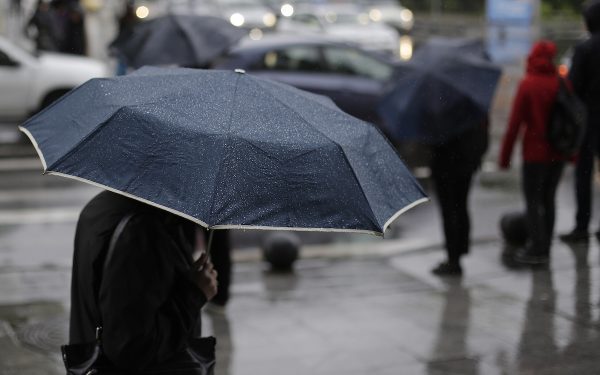 Vreme de weekend: temperaturi mari în București, dar vin ploile sâmbătă