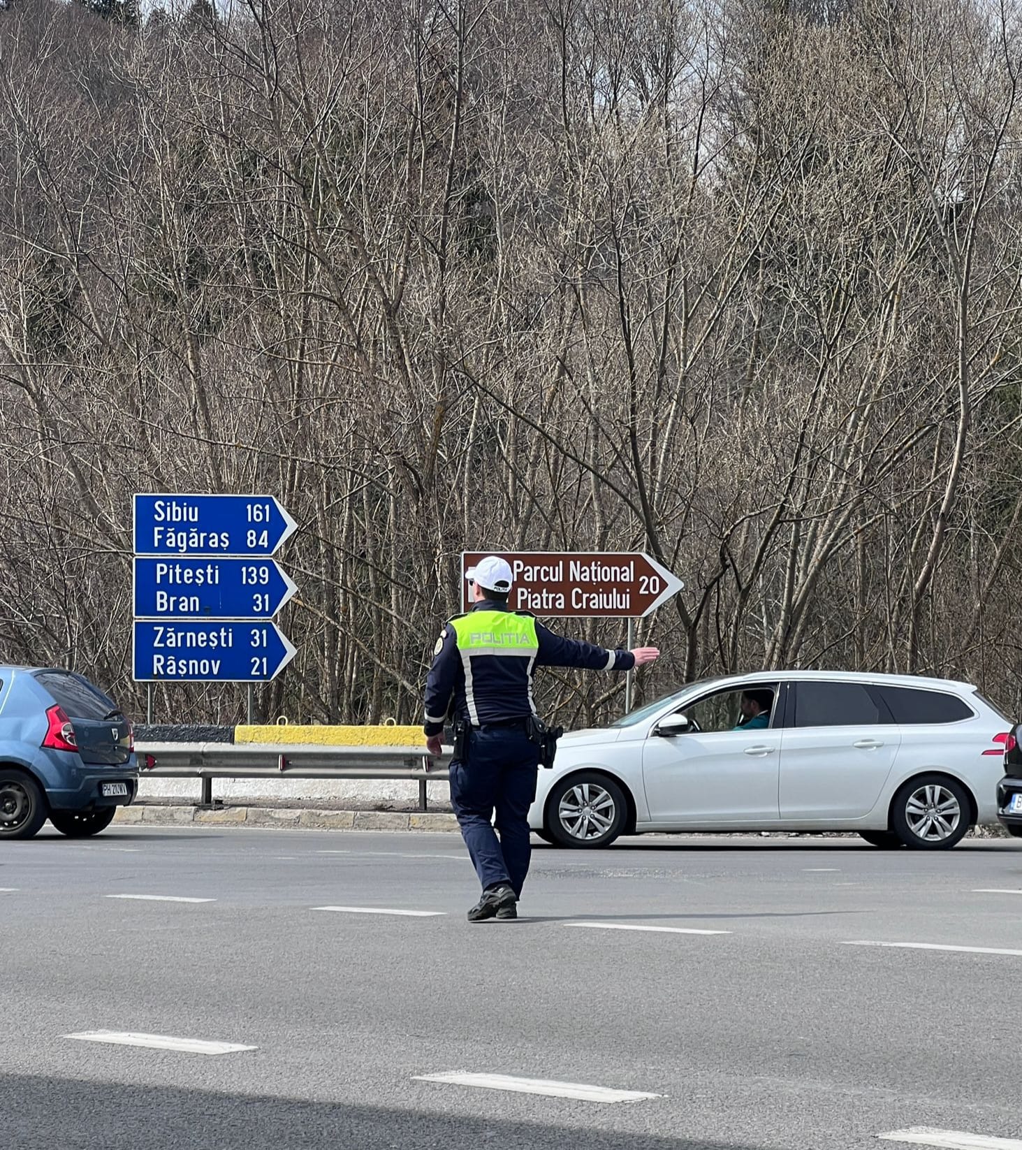 Agitație pe DN1 Brașov-București: Poliția recomandă rute ocolitoare