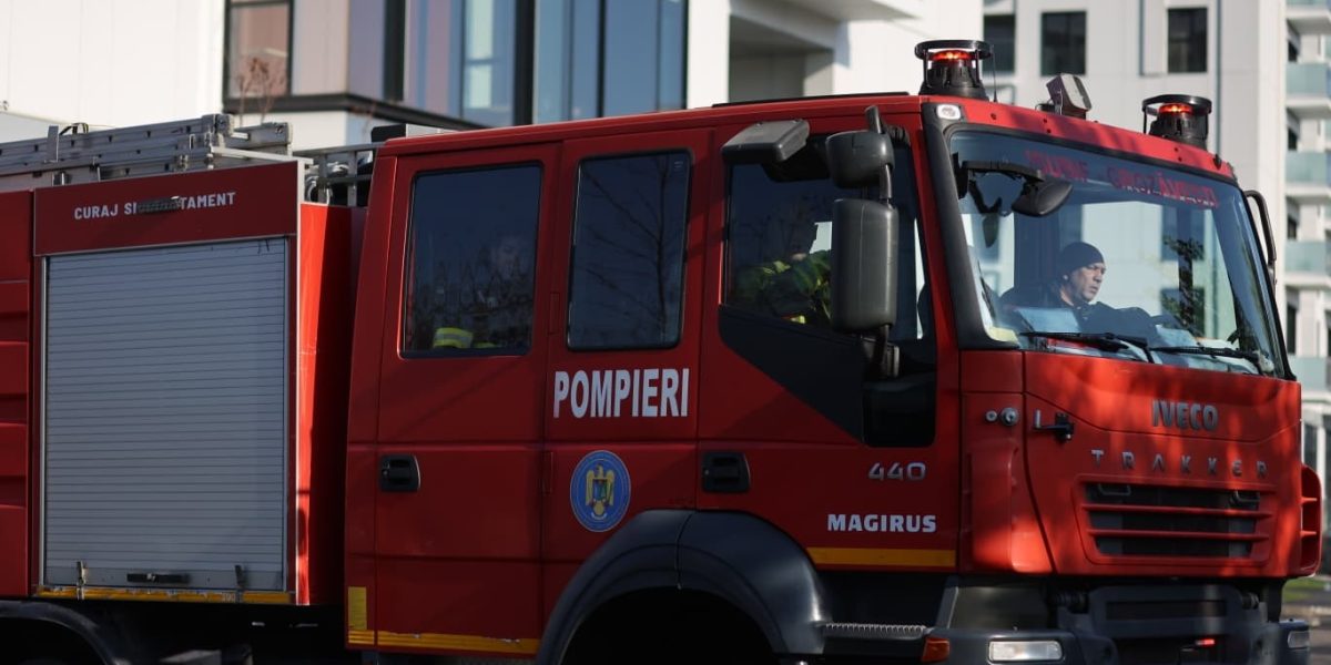 În perioada de Florii, echipele de intervenție din România au fost solicitate pentru mii de situații de urgență, acoperind un spectru variat de incidente, de la incendii, accidente rutiere, până la misiuni de protecție a comunităților