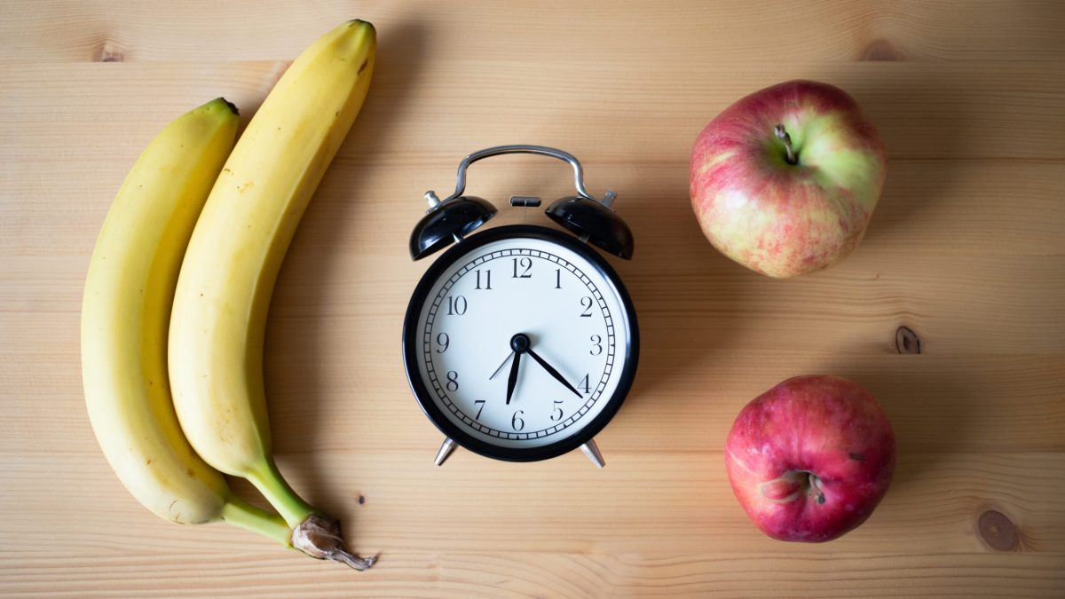 Postul intermitent, mitul spulberat: Nu e mai bun decât alte diete