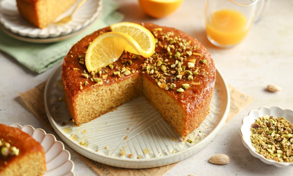 Gustare de post: Prăjitură cu lămâie și mălai, un deliciu pufos