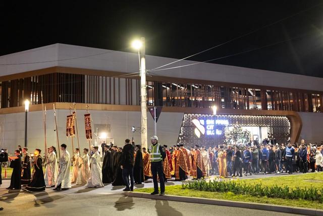Aproape 3.000 de oameni, la procesiunea cu Sfântul Epitaf în Buzău