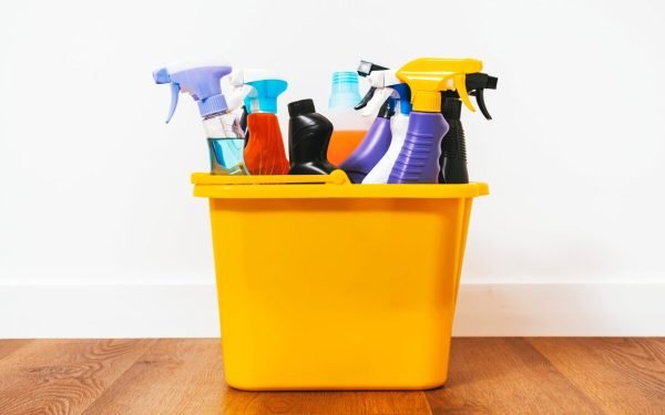 Produsele de curățenie, capcane ascunse: Pericole neștiute în casele noastre