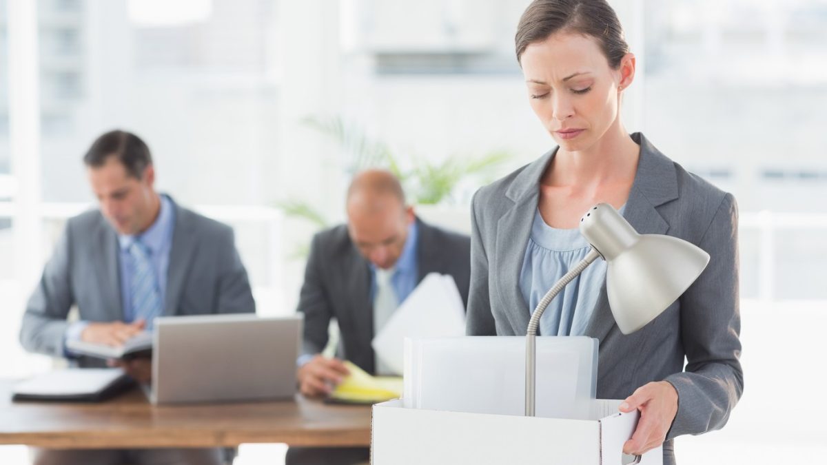 Elma Electronic da afara angajați în România: Restructurare cu impact