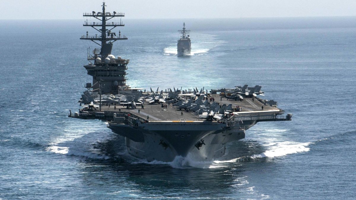 Trump, nou avertisment pentru Iran: "Vom scufunda navele Marinei SUA!"