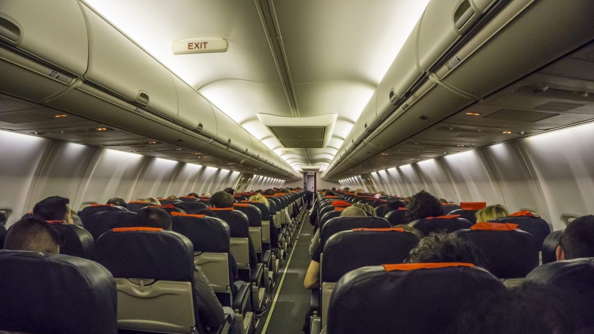 Taxă în Olanda: Zborurile lungi cu avionul, un lux pentru Europa