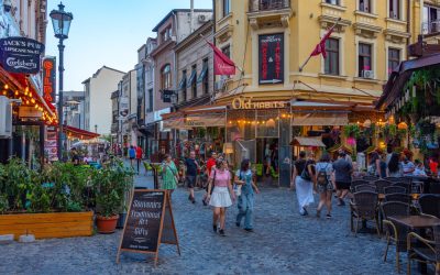 Bucureștiul, noua destinație preferată a britanicilor pentru 2026 Bucureștiul devine tot mai popular printre turiștii britanici, fiind considerat pentru anul 2026 una dintre cele mai atractive destinații din Europa