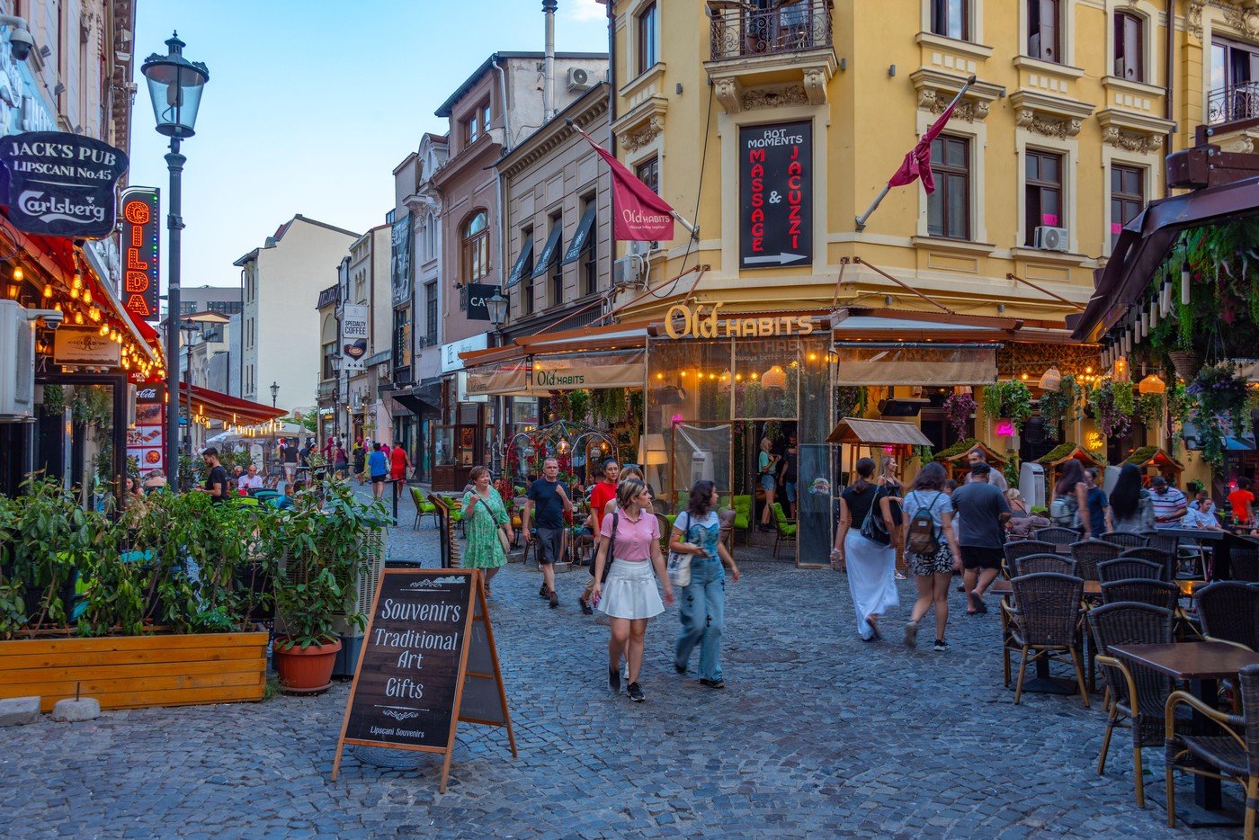 Bucureștiul, noua destinație preferată a britanicilor pentru 2026 Bucureștiul devine tot mai popular printre turiștii britanici, fiind considerat pentru anul 2026 una dintre cele mai atractive destinații din Europa