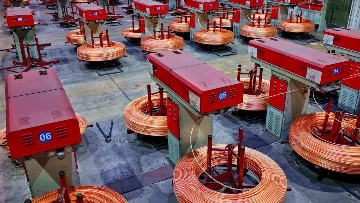 Conflictul din Orientul Mijlociu: Cupru și argint, pe val! Tranzitia verde, impulsionată