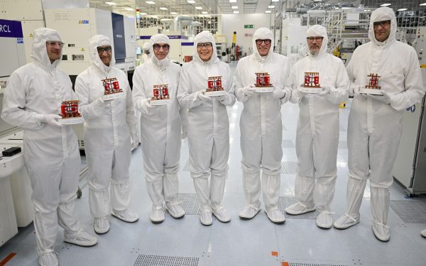 Europa: Compania care dă "lopeți" revoluției AI, mai valoroasă ca Tesla