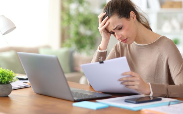 Criză pentru firmele mici: Statul, datornic, le pune în pericol existența