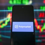 Conturi recente de pe platforma de pariuri Polymarket au reușit să acumuleze câștiguri substanțiale, cifrate la sute de mii de dolari, mizând corect pe încheierea unui armistițiu între Statele Unite ale Americii și Iran