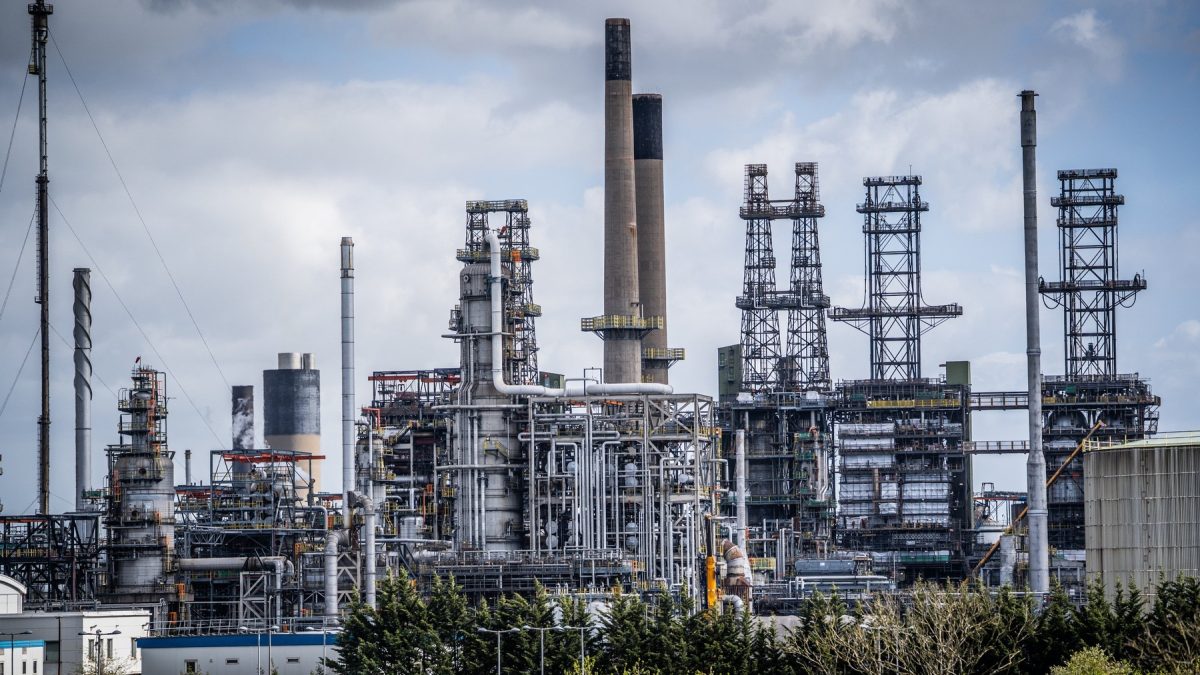 Lumea, lovită de Război cu Iranul: 50 de miliarde $ pierdute pe petrol