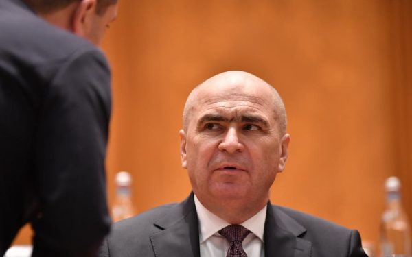 PSD vrea demiterea lui Bolojan: Acuzații grave de vânzări ilegale de companii