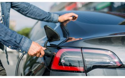 Primăria Capitalei a confirmat că eliminarea gratuității la parcare pentru mașinile hibride este în concordanță cu legislația în vigoare