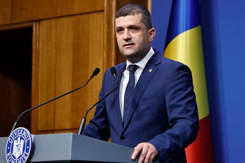 Miruță, avertisment dur: Blocajul politic riscă contracte SAFE pierdute