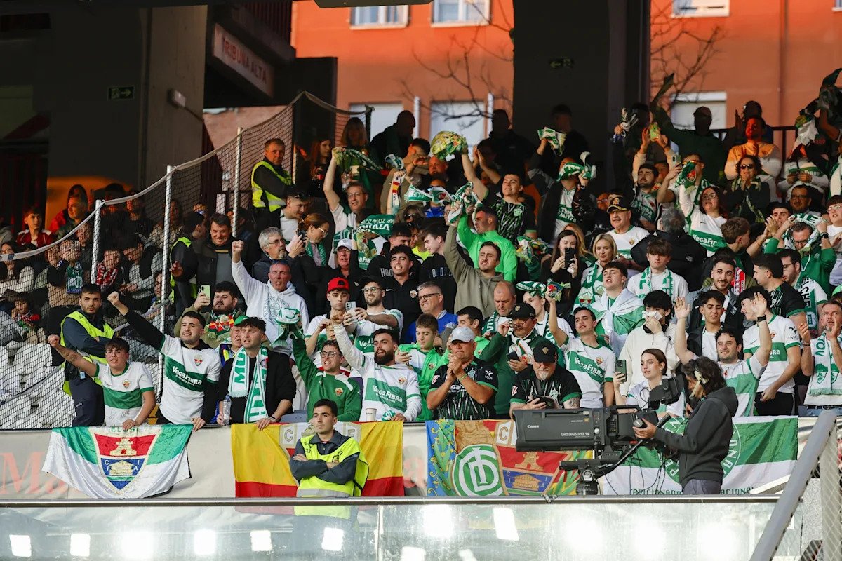 RAYO VALLECANO ÎȘI ASIGURĂ VICTORIA ÎNDAIATĂ ÎMPOTRIVA ELCHÉ, RÂNDY NTEKA ADUCÂND RĂSTURNAREA Rayo Vallecano a obținut o victorie esențială în lupta pentru evitarea retrogradării, învingând Elche cu scorul de 1-0 în meciul disputat în cadrul etapei a 30-a a La Liga, pe stadionul Vallecas