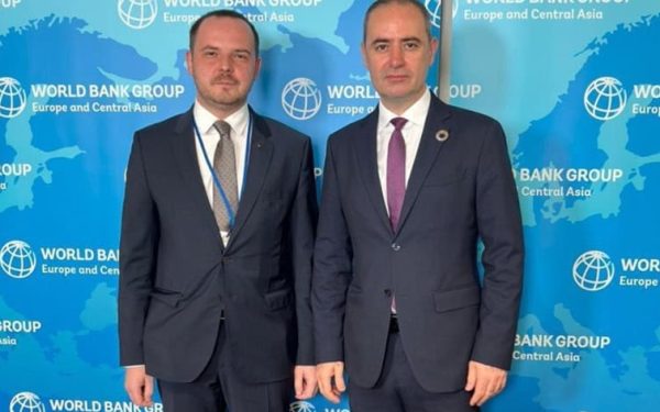 Miniștrii Sănătății și Finanțelor, la negocieri cu Pfizer în SUA