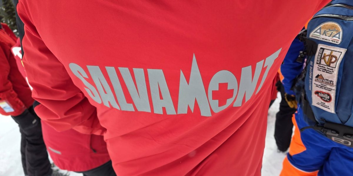 Salvamontiștii, intervenție dramatică în Făgăraș: Turistă accidentată