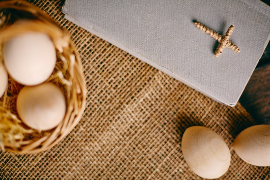 Marele Sâmbătă din 2026: Ce reguli și tradiții ne așteaptă înainte de Paște