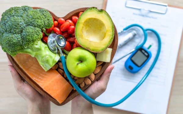 Ce evită cardiologii după ora 18:00? Reguli de AUR pentru inima ta