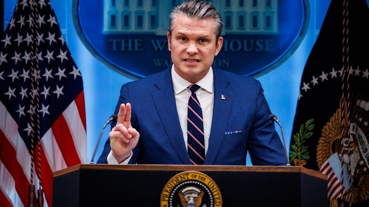 Gafele lui Hegseth: Replica din "Pulp Fiction" luată drept verset biblic!