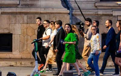 Procurorii DIICOT au demarat o anchetă amplă, în urma plângerilor depuse de Nicușor Dan și Victor Ponta, legate de prezentarea unor fotografii false