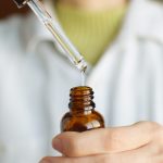 Beauty pe TikTok: Cât adevăr e-n tratamentele „bizare”, cât e doar trend?