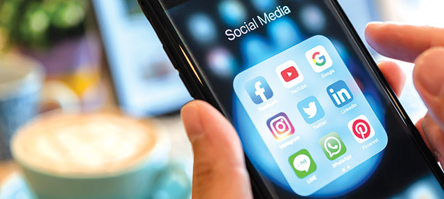 SUA și Uniunea Europeană se află în mijlocul unei dispute aprinse care escaladează pe frontul digital, pe măsură ce companiile de tehnologie americane gigantice, precum Google, Apple și Meta, se confruntă cu sancțiuni record