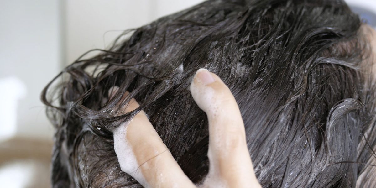 E Păcat Să Te Speli Pe Cap De Paște? Superstiții vs. Realitate