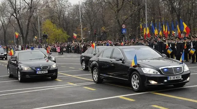 Mașini noi pentru SPP: Achiziții cu OUG, pentru protecția demnitarilor